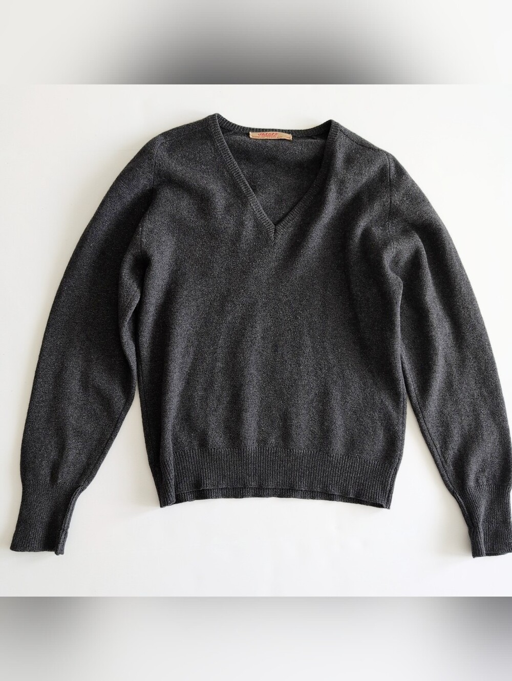 Vintage Jaeger Charcoal V-Neck Lambswool Sweater Size 36
